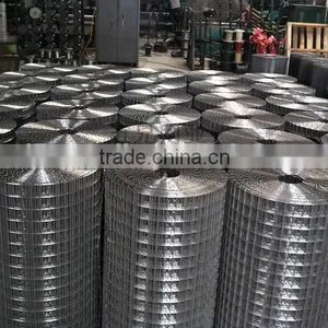China Supplier Galvanized Wlded Wire Mesh thumbnail-1