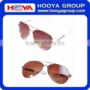 UV400 Italy Design Protection Wholesale Plastic Sunglasses thumbnail-1
