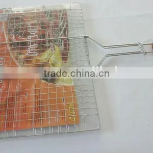 BBQ Grill With Wood Handle thumbnail-1