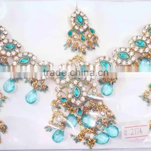 Indian Bridal Jewelry thumbnail-1