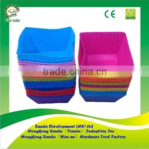 Silicone Food Container thumbnail-1