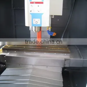 VMC850 High Precision Vertical Types Cnc Milling Lathe Machine Centre thumbnail-3