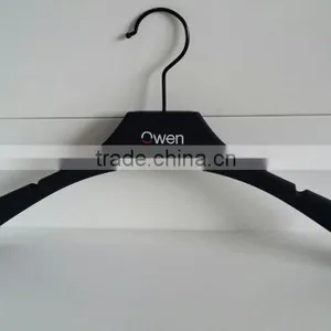 Bestselling Plastic Suit Cheap Clothes Hanger For Female thumbnail-6