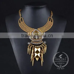 High Quality Vintage Rhinestone Chunky Statement Necklace Tin Alloy Fashion Women Pendant Necklace 6390099 thumbnail-2