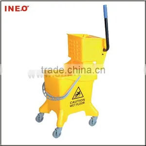 Deluxe Side Press Wringer Bucket thumbnail-1
