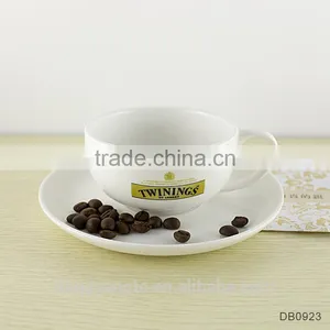 180cc Antique Chinese Porcelain Gold Rim Tea Cup and Saucer thumbnail-1