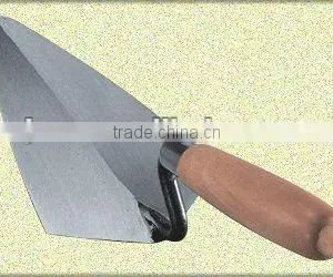 Rhombic Carbon Steel Bricklaying Trowel With Wooden Handle thumbnail-1
