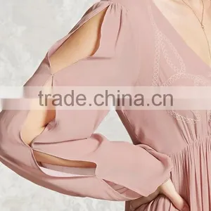 Woman Long Vented Sleeve Scoop Neck Self-Tie Back Stripe Chiffon Emroidered On the Front Dress thumbnail-6