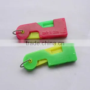 Duck Plastic Needle Threaders thumbnail-1