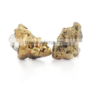 Raw Crystal Natural Stone Irregular Pendant Ring thumbnail-5