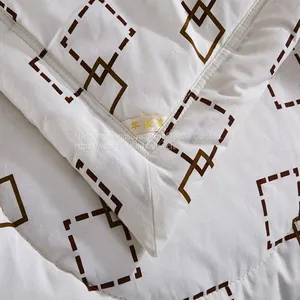 Home Textile 100% Cotton Proof Fabric Thickened Wool/ Cashmere Quilt thumbnail-3