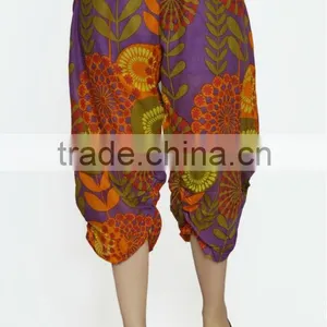 Women Cotton Black Mulicolored Flowers Design Short Harem Capri Pants thumbnail-4