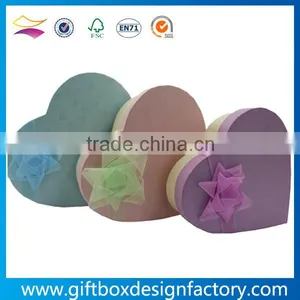Luxury Gift Box Packaging thumbnail-1