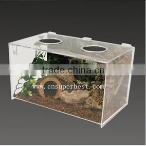 Clear Acrylic Bird House & Feeder thumbnail-1