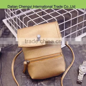 Wholesale Solid Color Girls pu Shoulder Bag With Magnetic Snap Closure thumbnail-1
