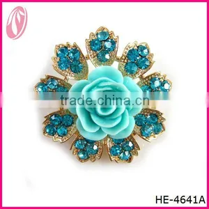 Dazzling Crystal Brooch Blue Sapphire Inlaid 2013 Hot Sale thumbnail-1