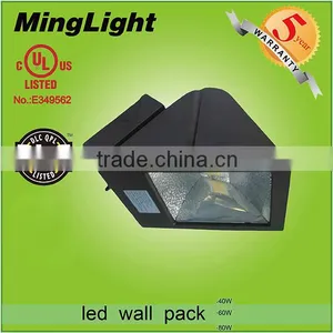 High Lumen IP65 Energy Saving 5 Years Warranty DLC UL CUL Outdoor 60w Led Wall Pack Light thumbnail-3