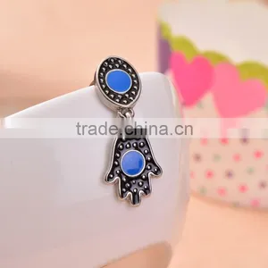 Hot Sale Women Sex Hand Shape Belly Navel Ring thumbnail-4
