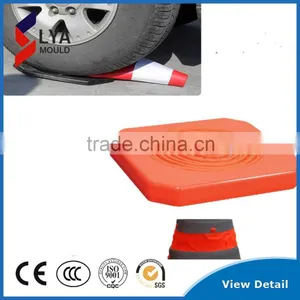 Reflective Portable ABS / PP Led Safety Cone thumbnail-3
