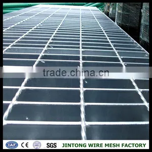 Galvanized Serrated Heavy Duty Steel Grating Floor Grating Steel Grating Manufacturers thumbnail-1