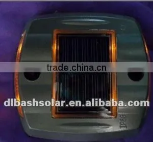 Solar Road Stud for Road Paving thumbnail-1