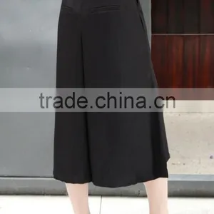 New Style Outdoor Wholesale Sexy Women Capri Pants Customized thumbnail-3