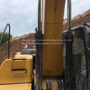 Komatsu 200-7 Excavator thumbnail-3