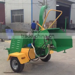 Factory Direct DWC22 Diesel Wood Chipper for Sale thumbnail-2