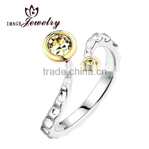 Professional Jewelry Factory Offer Gold Plating Engagement Jewelry Crystal Ring thumbnail-1