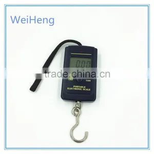 WeiHeng 45kg/110lb Hot Sale Mini Fishing Hanging Digital Luggage Scale With Hook thumbnail-2