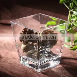 Clear Glass Vase thumbnail-1
