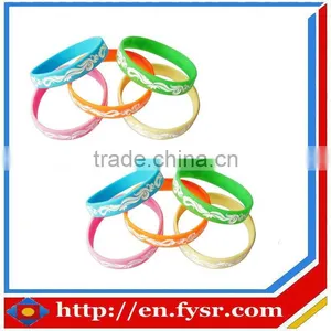 Promotional Wristbands Silicone Wristband Silicon With Debossed Logo thumbnail-1