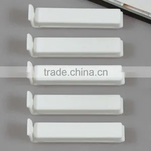 Custom Food Bag Seal Clip Plastic Seal Clip With LOGO thumbnail-5
