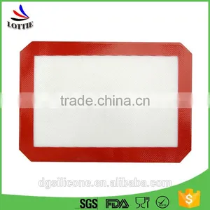 China Manufacturer Reusable Food Grade Silicone Non Stick Baking Mat,anti-slip Silicone Baking Mat Set thumbnail-1