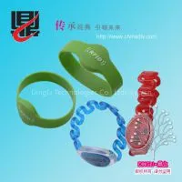 RFID Silicone Wristband thumbnail-1