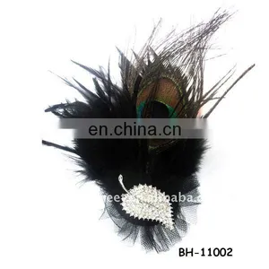 Fashion Elegant Feather Fabric Brooch With Colors Crystal Rhinestone Stonestone thumbnail-1