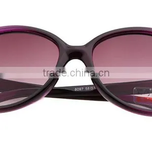 Hot Wholesell Vintage Gradient Frame Sunglasses thumbnail-3