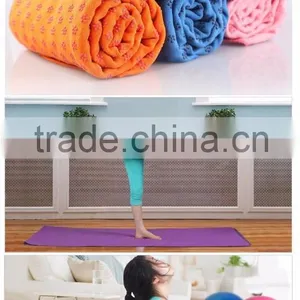 Non-slip Sweat Absorbing Portable Yoga Towel thumbnail-3