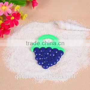 2015 Safety Baby Chew Toy Silicone Water Ring Shape Infant Fruit Teether thumbnail-5