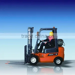 Electric Forklift thumbnail-1