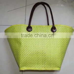Straw Beach Bag thumbnail-2