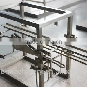 Live Chicken Slaughterhouse Poultry Carcass or Claws Automatic Unloading Device Abattoir Machinery of Poultry Slaughter Line thumbnail-4