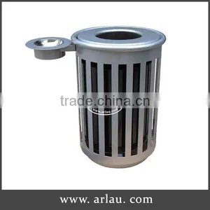 Arlau Outdoor Park Metal Trash Receptacle thumbnail-1