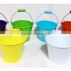 Zinc With Wooden Handle Powder Coated Flower Planter thumbnail-2