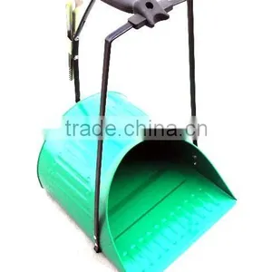 Steel Dustpan thumbnail-1