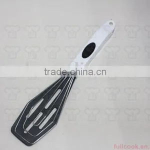 Multifuctional Plastic Food Tong thumbnail-1