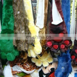 Big Paw Glove Scarf thumbnail-1
