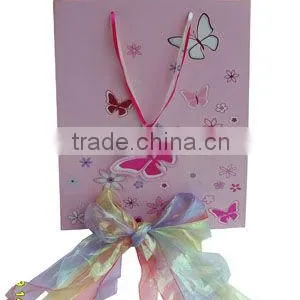 Free Sample White Glossy Paper Bag thumbnail-4