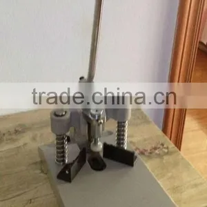 Professional Manufacturer WD-30 Pressing Device Manual Round Corner Cutting Machine thumbnail-1