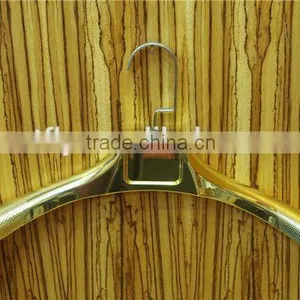 Suits Hanger With Metal Hook thumbnail-1